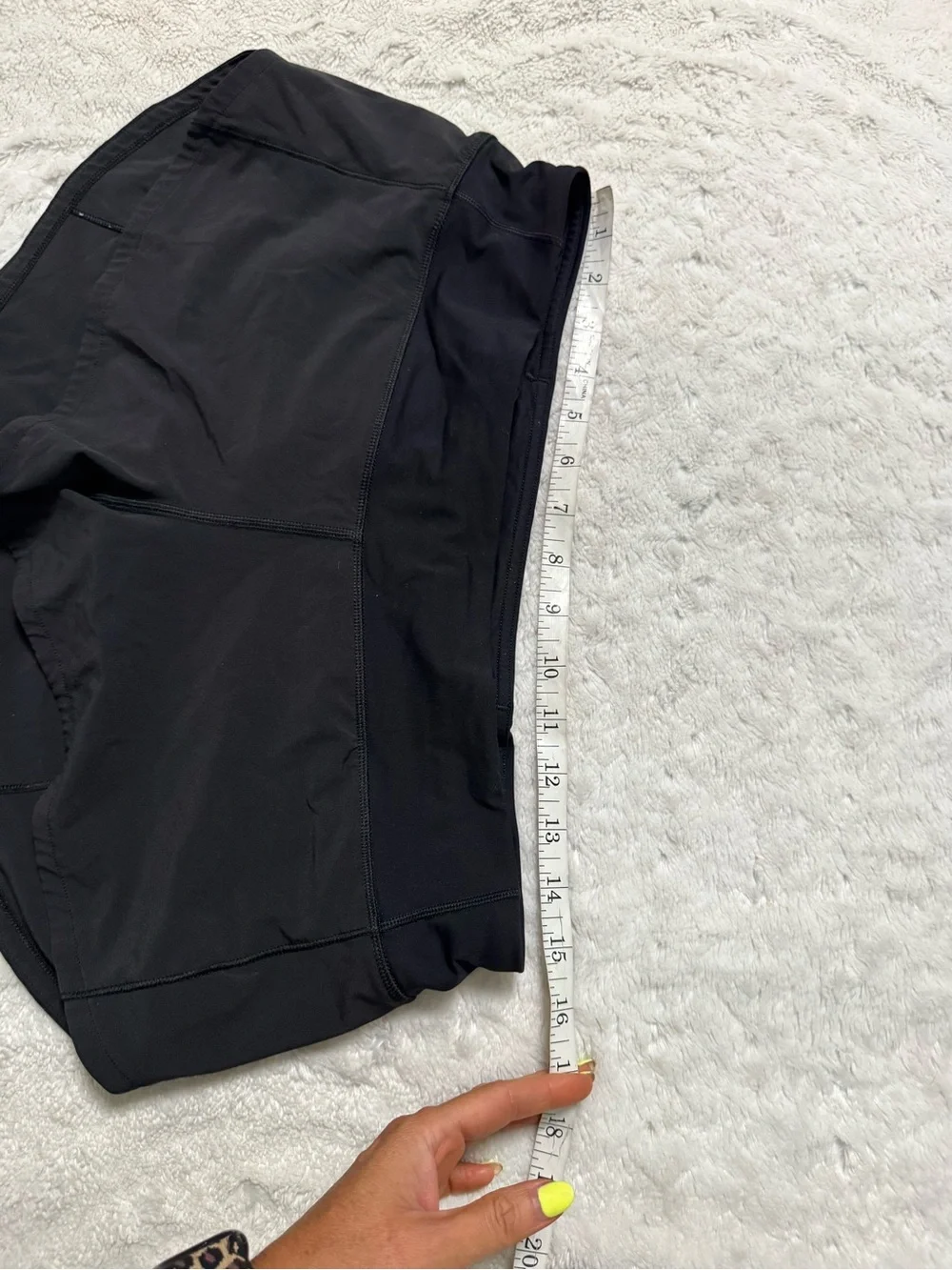 lululemon athletica Speed Up Low-Rise Lined Short 2.5